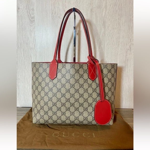 Gucci Handbags - Gucci Beige and Red Signature Tote